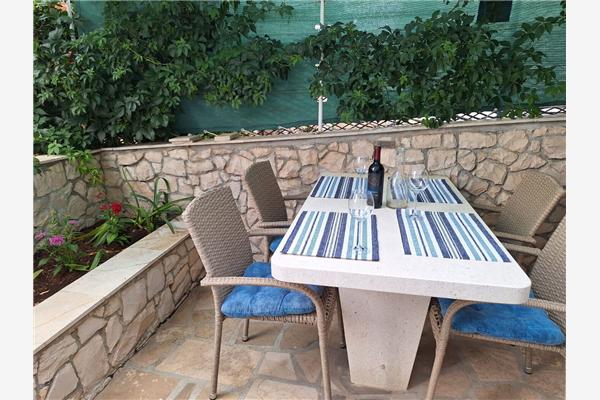 Apartment A2, for 4 persons