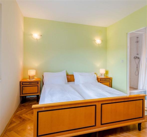 House K1, for 5 persons