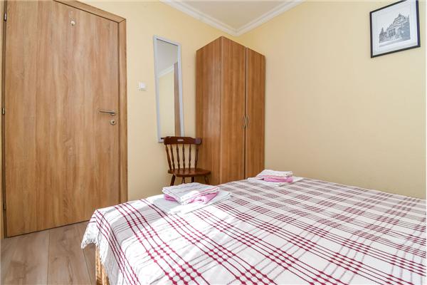 Apartment A4, for 5 persons