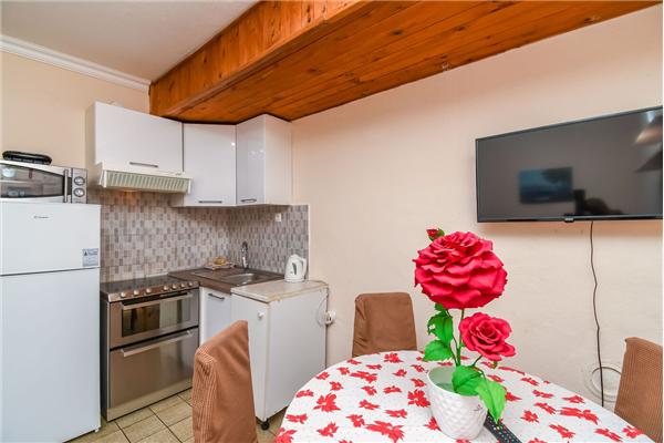 Apartment A6, for 5 persons