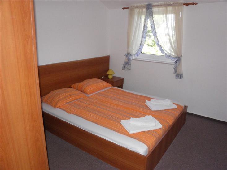 Apartment A16, for 6 persons