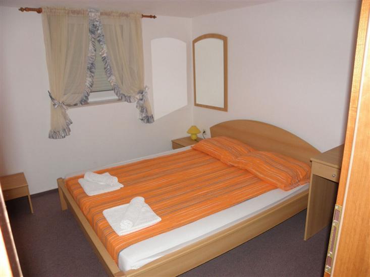 Apartment A20, for 4 persons