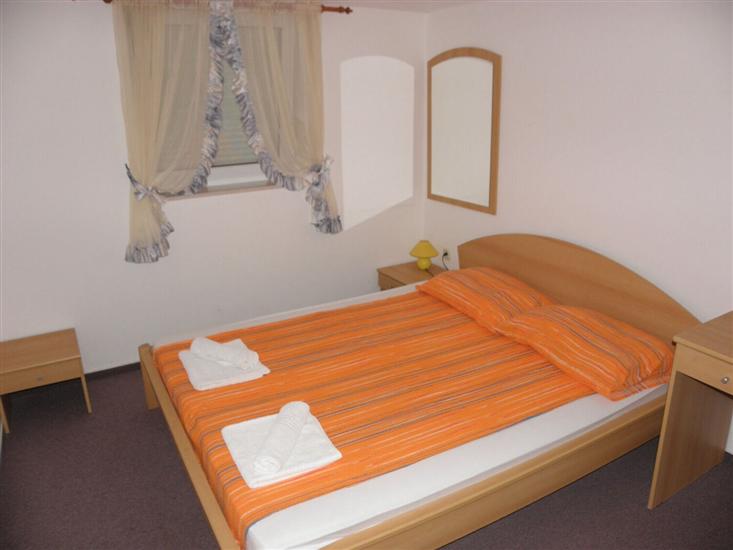 Apartment A21, for 4 persons