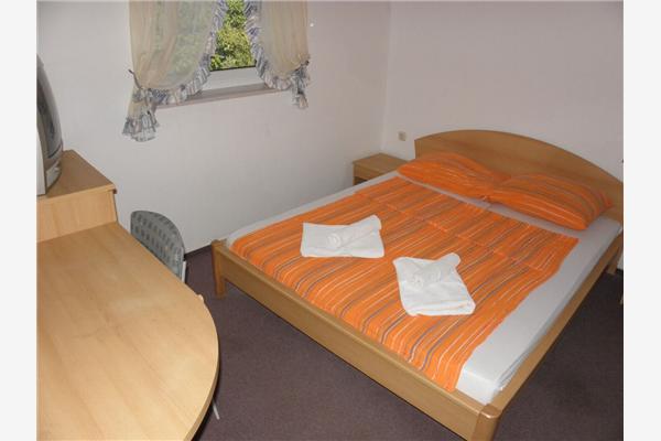 Apartment A14, for 2 persons