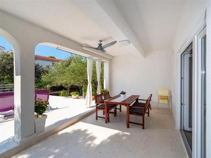 Apartman A1, na 5 osebe