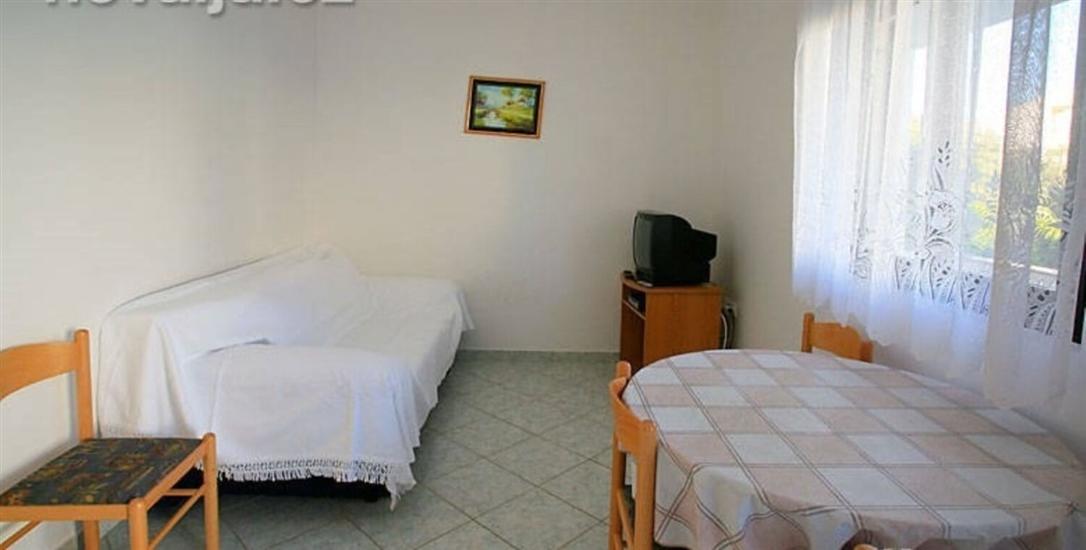 Apartment A7, for 4 persons