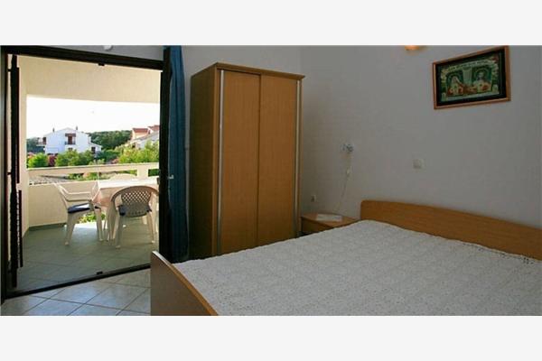 Apartment A7, for 4 persons