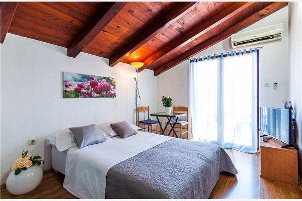 Apartment A6, for 2 persons