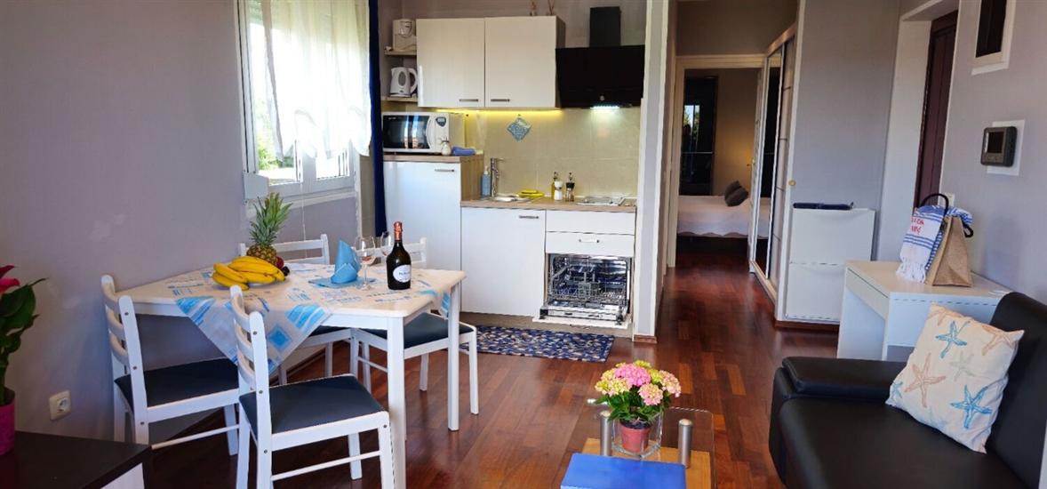 Apartment A2, for 4 persons