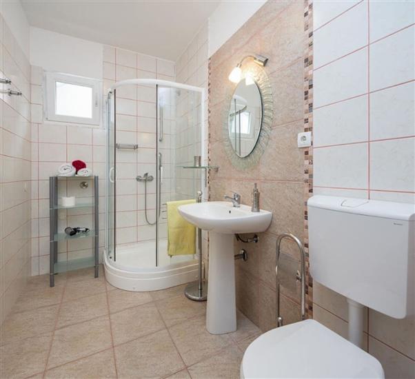 Apartment A2, for 4 persons