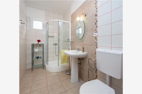 Apartment A2, for 4 persons
