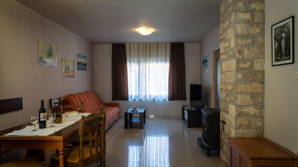 Apartment A1, for 6 persons