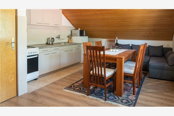 Apartment A2, for 6 persons