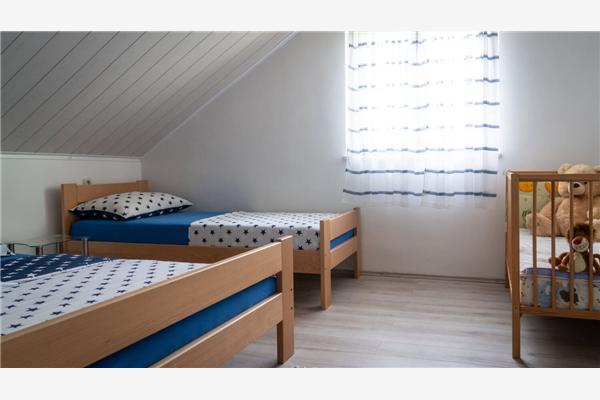 Apartment A2, for 6 persons