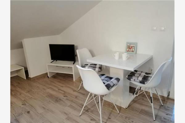 Apartment A4, for 3 persons