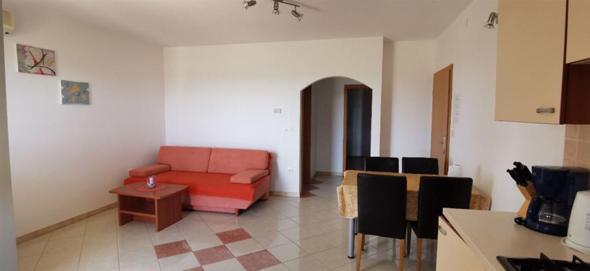 Apartment A2, for 6 persons