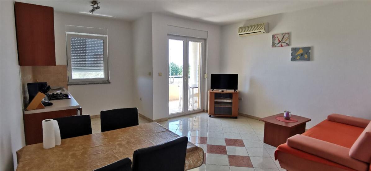 Apartment A3, for 6 persons
