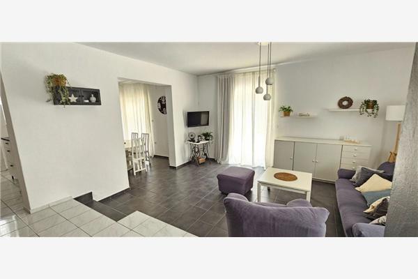 House K1, for 8 persons