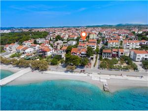 Apartments Vladimir Vodice, Size 38.00 m2, Airline distance to the sea 30 m