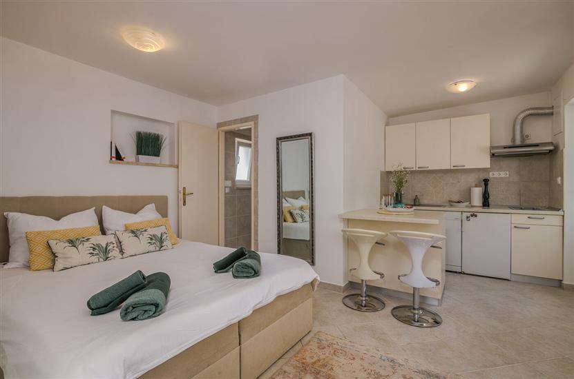 Apartment A2, for 2 persons