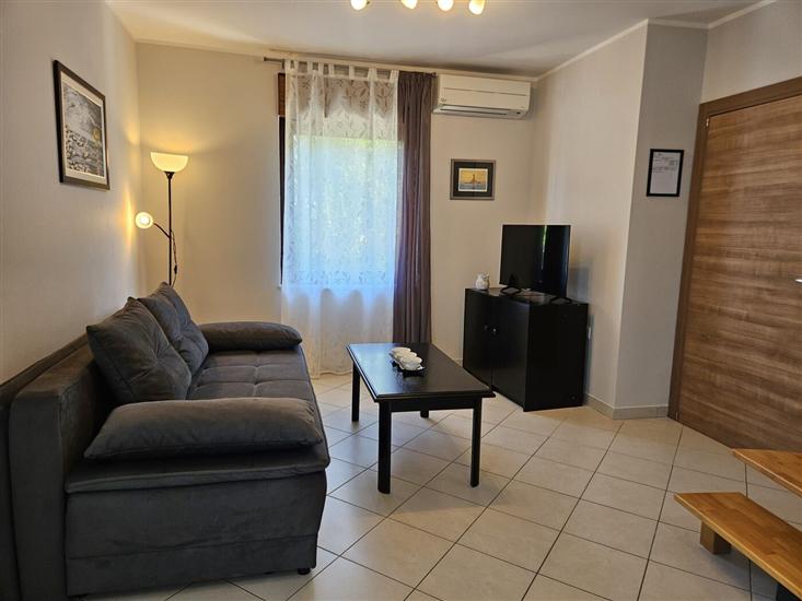 Apartment A4, for 4 persons