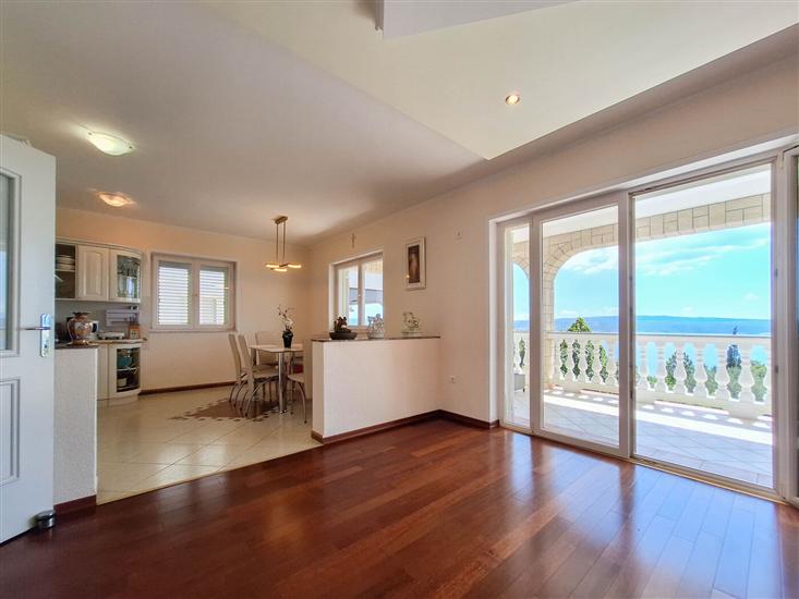 Apartment A2, for 6 persons