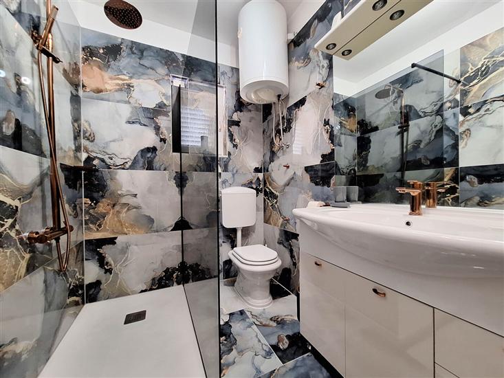 Apartment A2, for 6 persons