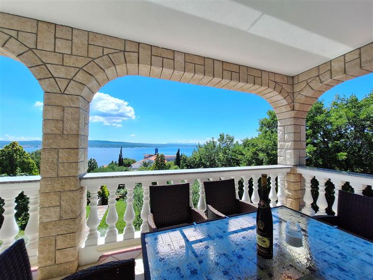 Apartment A2, for 6 persons