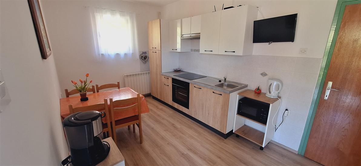 Apartment A1, for 5 persons