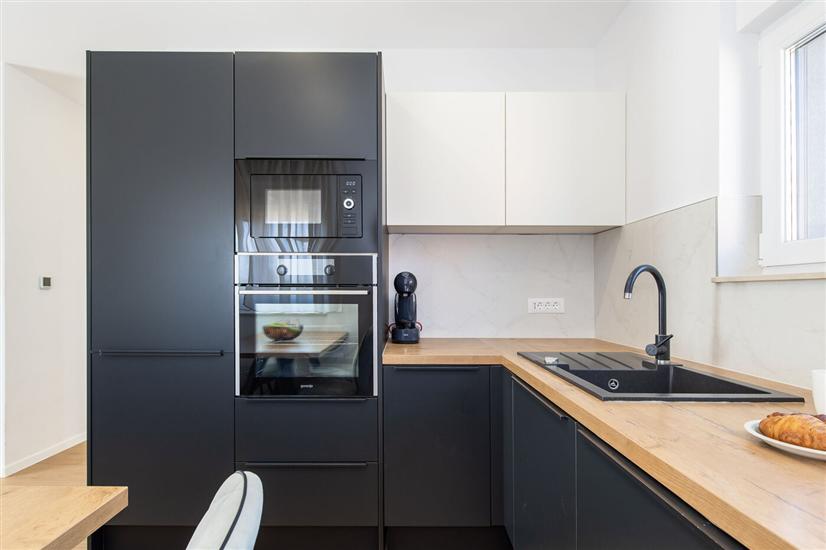 Hiša K1, na 8 osebe