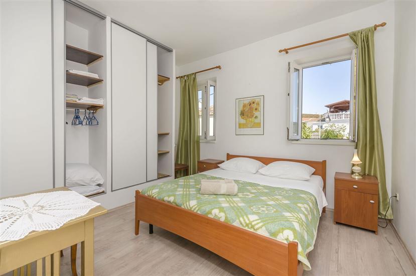 House K1, for 10 persons