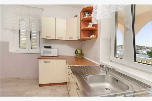 House K1, for 10 persons