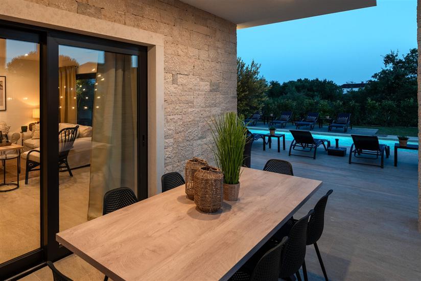 Villa Palazzina I s bazenom i wellnesom