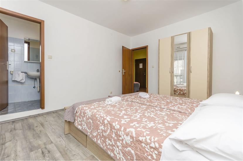 Apartment A2, for 4 persons