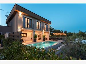 Villa Palazzina II s bazenom i wellnesom Vranici, Size 290.00 m2, Accommodation with pool