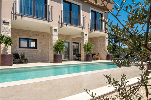 House K1, for 8 persons