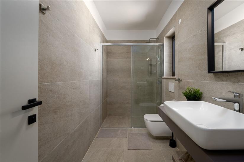 House K1, for 8 persons