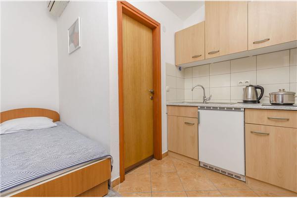 Apartment A4, for 3 persons