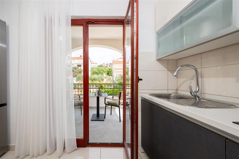 Apartment A1, for 5 persons