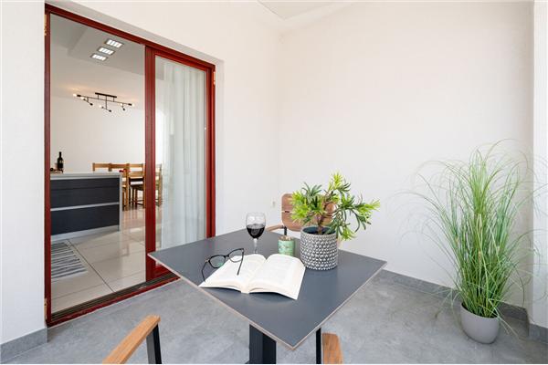 Apartment A1, for 5 persons