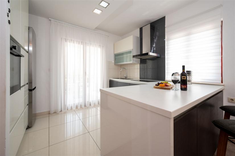 Apartment A1, for 5 persons