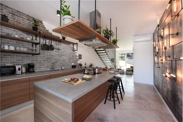 House K1, for 26 persons