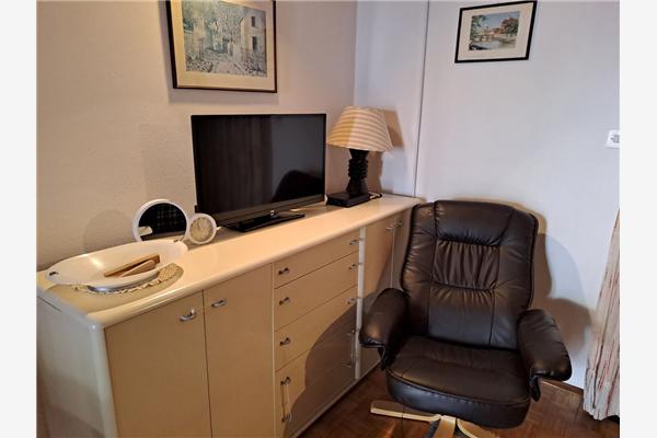 Apartment A1, for 5 persons