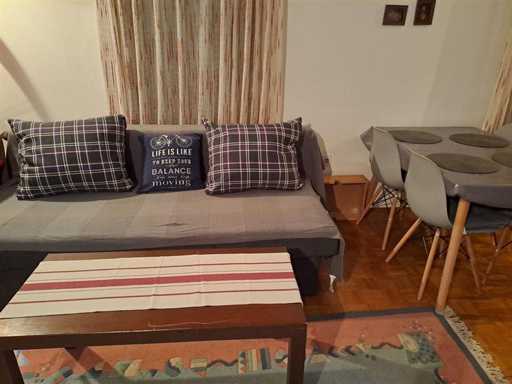 Apartment A1, for 5 persons
