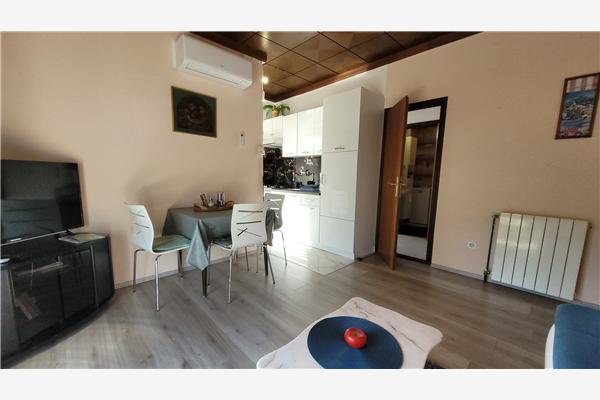 Apartment A1, for 3 persons