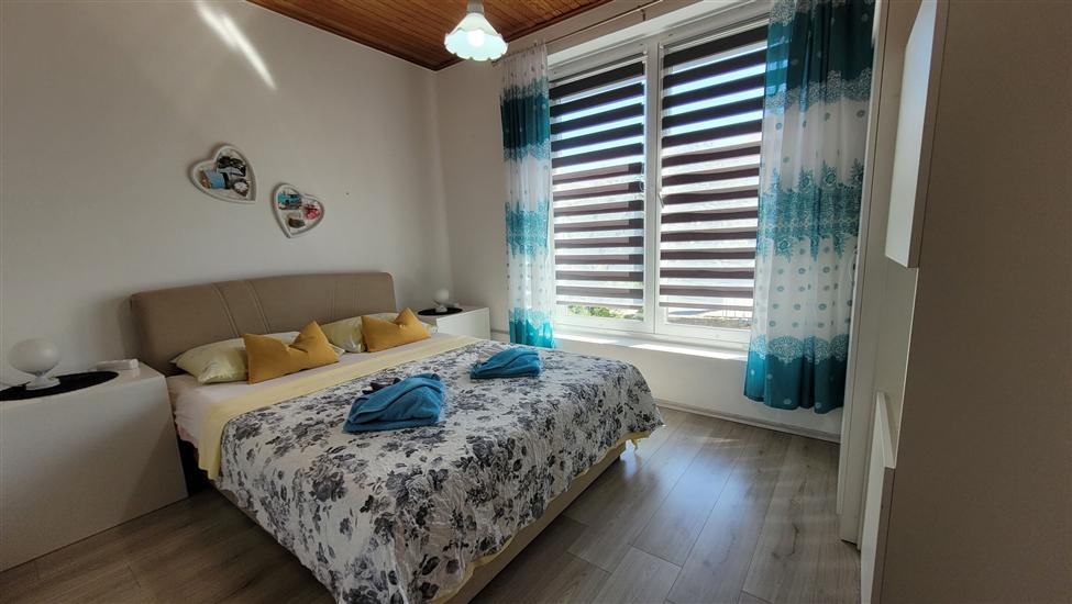 Apartment A1, for 3 persons