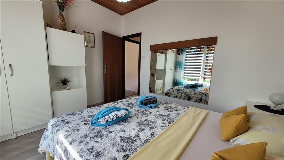 Apartment A1, for 3 persons