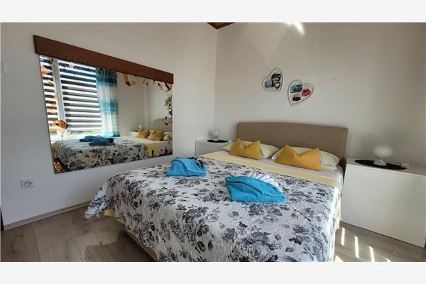 Apartment A1, for 3 persons