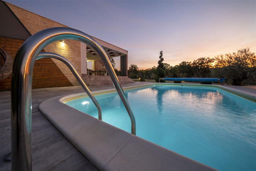 Villa Royal Green One