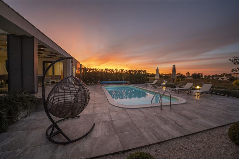 Villa Royal Green Three